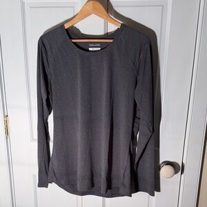 Colombia Sportswear running/ exercise top, crew neck long sleeve size XL